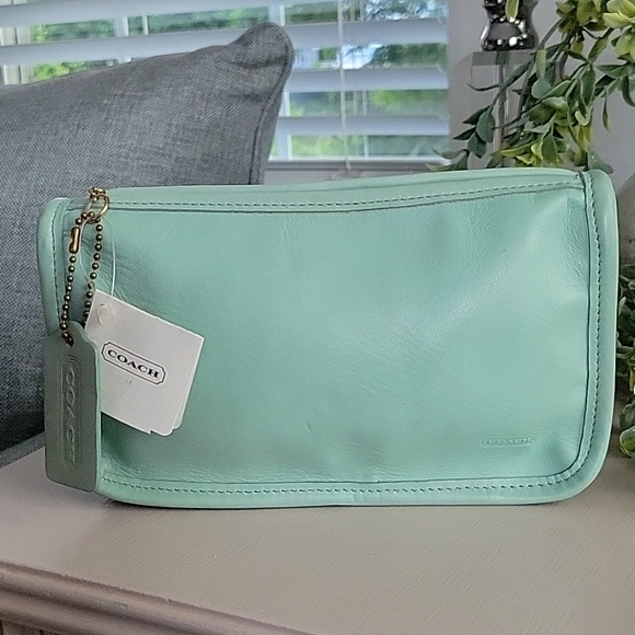 Coach Handbags - NWT Vintage COACH Aqua Chunky Case